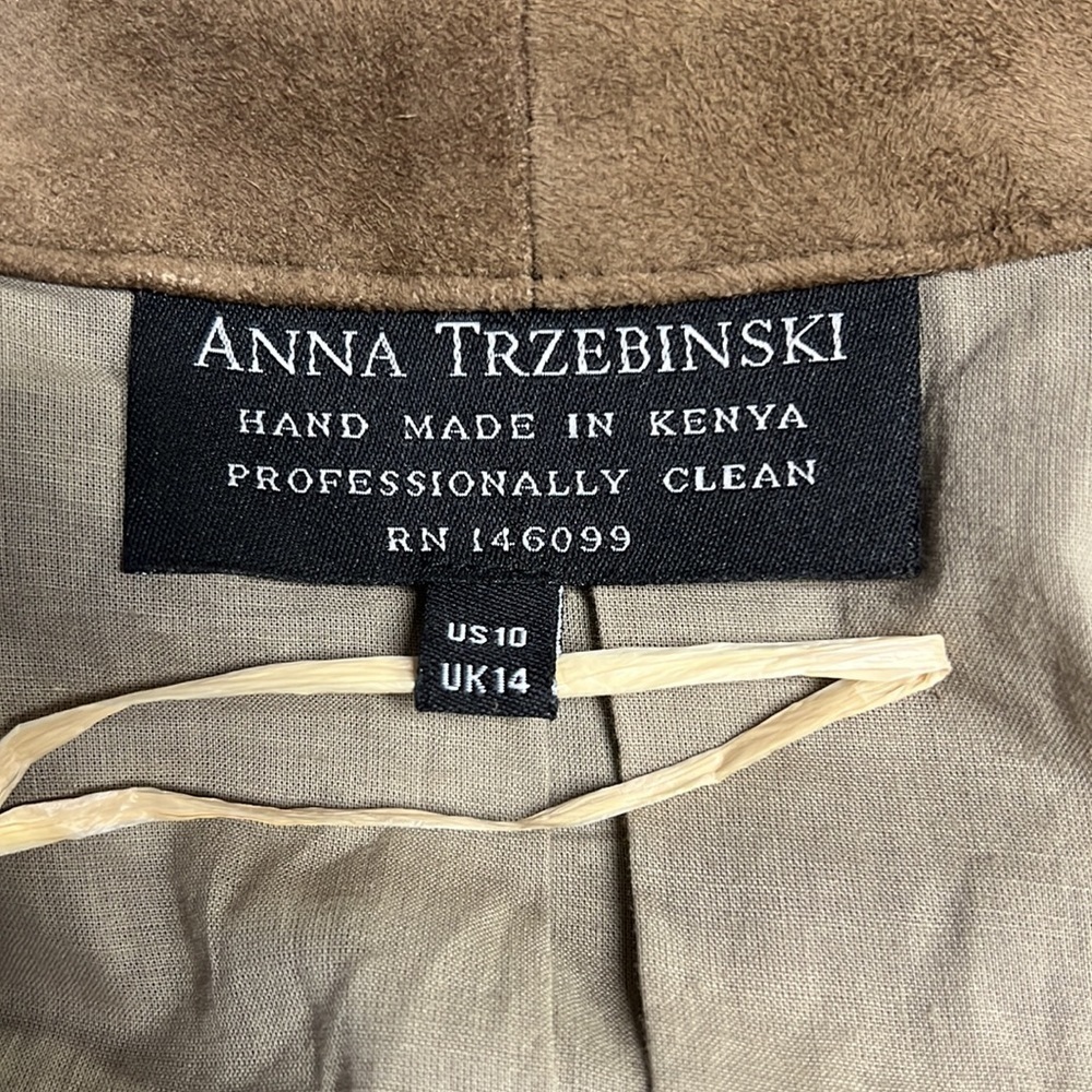 **SOLD** ANNA TRZEBINSKI NTITO COAT TAN SUEDE DUSTER - Picture 13 of 14